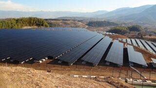 Minem busca llevar electricidad a 200 mil familias mediante energía solar