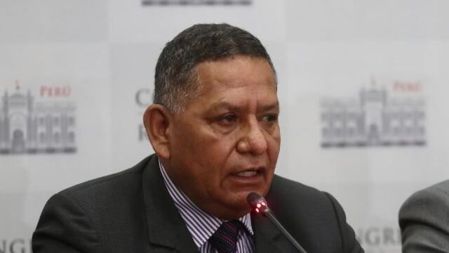 Congreso insiste en que Esdras Medina sustente informe contra la JNJ