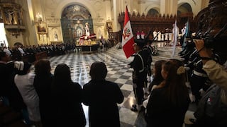 Realizan misa de honor a Santa Rosa en la Catedral de Lima