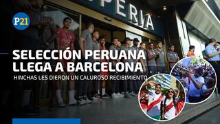 Hinchas de la ‘blaquirroja’ dieron un caluroso recibimiento a la selección peruana en su llegada a Barcelona