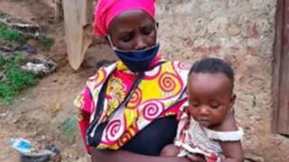 La cara que no ves de la pandemia: Mujer hervía rocas para que sus ocho hijos creyeran que iban a comer