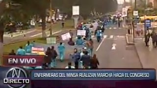 Enfermeras del Minsa marchan otra vez hacia el Congreso