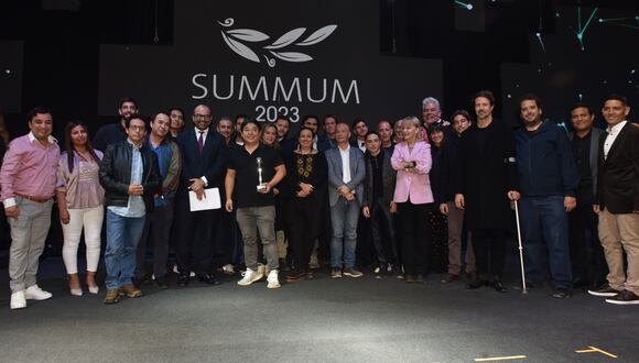 Ganadores de los Premios Summum (Foto: Javier Zapata / P21).