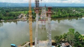 Construcción del puente Huallaga tiene avance del 57%, según el MTC