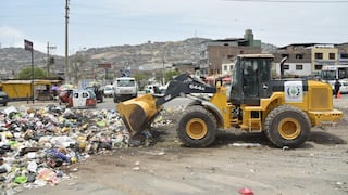 Soldados del Ejército recogen basura en Villa María del Triunfo [FOTOS y VIDEO]