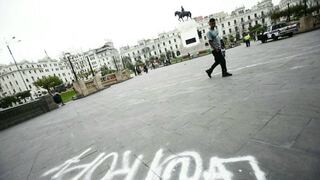 Plaza San Martín fue dañada por vándalos, denunció Municipalidad de Lima