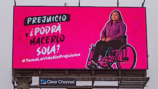 ‘Toma la vida sin prejuicios’: Paneles con mensajes reflexivos invaden Lima