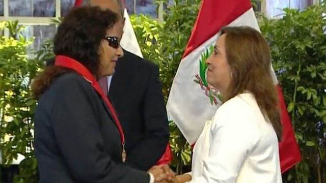 Presidenta Boluarte encabezó ceremonia por el Día de los Defensores de la Democracia en Palacio