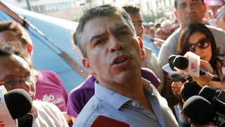 Daniel Abugattás: "Julio Guzmán es un compatriota torcido"