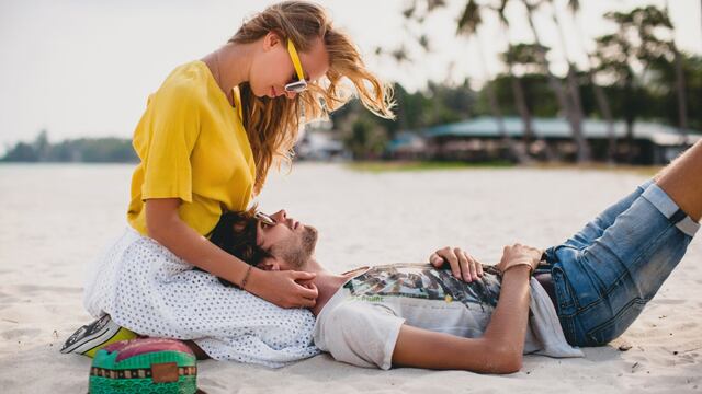 San Valentín: Para este mes de calor y amor regala lentes de sol a tu pareja 