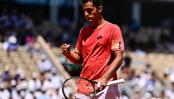 Juan Pablo Varillas en octavos de final del Roland Garros (Foto: AFP).