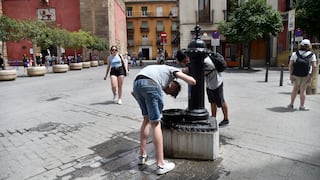 La ola de calor continúa en España, donde se esperan el domingo temperaturas extremas
