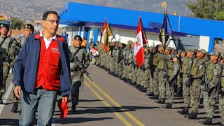 Martín Vizcarra supervisa funcionamiento de carretera y centro educativo emblemático en Huancavelica