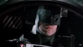 Michael Keaton se pondrá el traje de Batman en la película “The Flash”