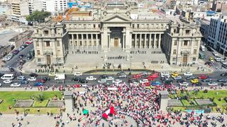 [Opinión] Aldo Mariátegui: “Otra brecha peruana más: la generacional”