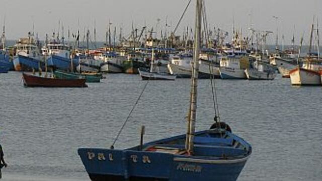 Seis pescadores desaparecen en Paita