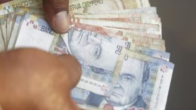 Ministro de Economía: “No es momento para aumentar el sueldo mínimo”
