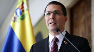 Régimen dictatorial de Nicolás Maduro afirma que rearme de las FARC es responsabilidad de Iván Duque