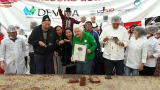 Perú obtiene el récord Guinness por la barra de chocolate más grande del mundo