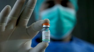 Arequipa: Vacunación a 20 mil 560 trabajadores del sector salud duraría 14 días