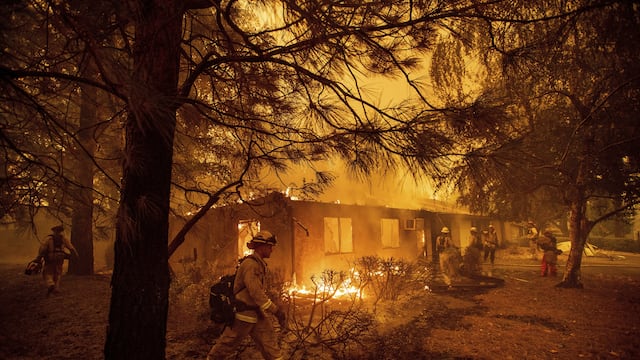 Incendios en California dejan al menos 44 muertos y siguen creciendo [EN VIVO]