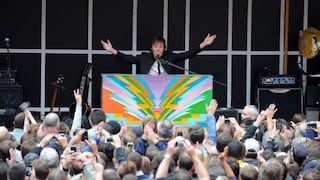 Paul McCartney ofrece concierto sorpresa en Times Square