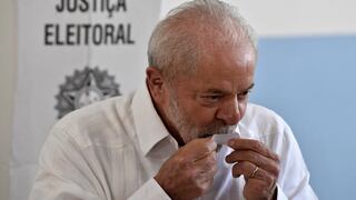 Lula vota y dice que el pueblo brasileño define el modelo de país que desea
