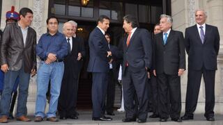 Pese a críticas, Toledo reitera apoyo a Humala