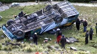 Huancavelica: Accidente vial deja tres muertos y 20 heridos