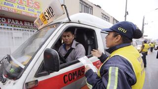 Municipalidad de Lima mandó al depósito a 10 combis que fueron multadas con más de S/15 mil [Fotos]