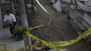 Grietas y caída de piedras por el sismo mantienen en zozobra a vecinos de VMT [FOTOS]