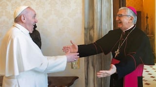 El papa envía bendición para el Perú en encuentro con el Arzobispo de Lima Carlos Castillo 