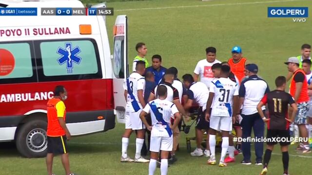 La fuerte lesión de Fernández que salió en ambulancia en el Alianza Atlético vs. Melgar [VIDEO]