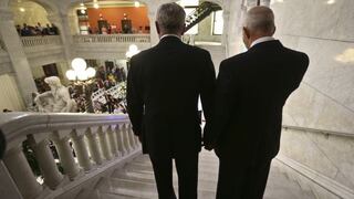 Cipriani y Bruce se enfrentan por polémica ‘ley homosexual’