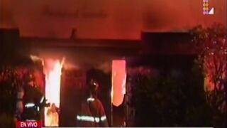 Incendio en edificio residencial dejó 7 personas heridas en San Isidro [Video]