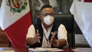 Presentan moción de censura contra el ministro de Salud Hernán Condori