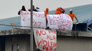 Presos disparan contra policías en cárcel de Ecuador tras motín con 118 muertos