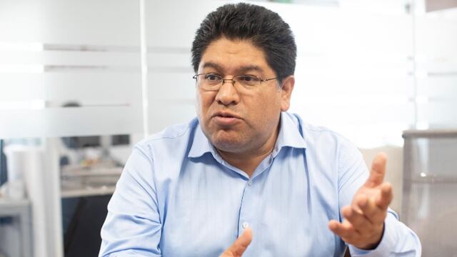INSISTE: Alcalde Rennán Espinoza JURA que no bebió licor antes del accidente