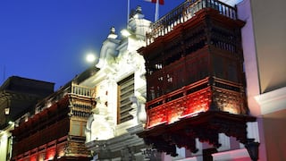 Cancillería ilumina el Palacio de Torre Tagle de rojo y blanco tras cupo de Perú al repechaje