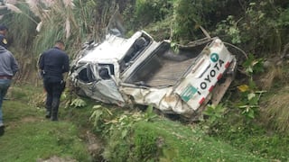 Caída de camioneta a abismo en La Libertad deja cuatro muertos