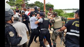 Tumbes: Comerciantes que se resisten a regresar a sus casas se enfrentan a la policía en Aguas Verdes
