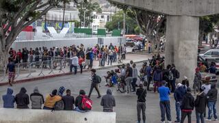 México dice que disminuyó flujo de migrantes, pero advierte crisis latente