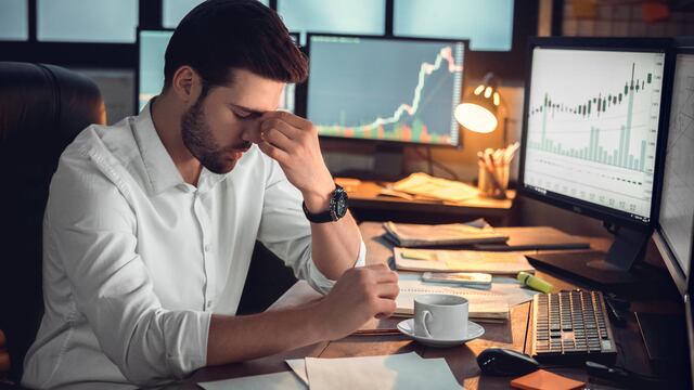 ¿Qué hábitos contribuyen con el estrés laboral y provocan baja productividad?