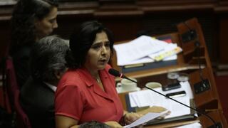 Ana Jara reconoce que cobra sueldo de congresista y no de ministra