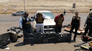 Arequipa: Atrapan a dos de ‘Los Grises’ en camioneta con 110 kilos de marihuana