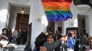 Uruguay: Primera boda gay con una militar como contrayente
