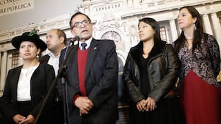 Nuevo Perú presenta acusación constitucional contra Mercedes Aráoz y Enrique Mendoza