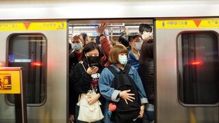 China cierra todos los transportes en la ciudad donde comenzó brote neumonía | FOTOS