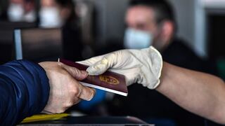 Italia señala posible infección de coronavirus en mujer procedente de Wuhan 