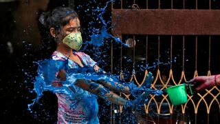 Miedo por el coronavirus secuestra Holi, la fiesta más colorida de India [FOTOS]